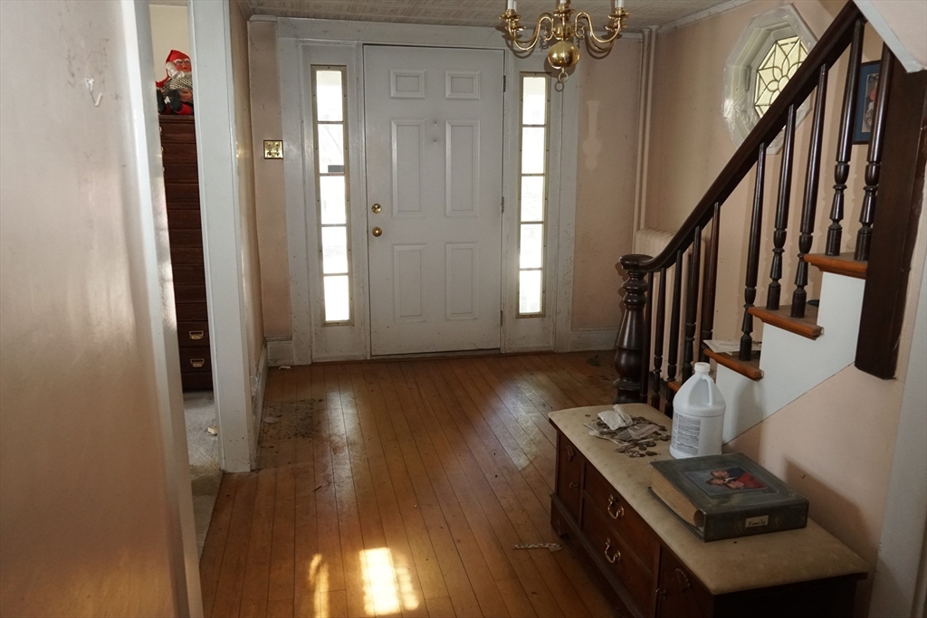 33 Warren Street Property Photo 17