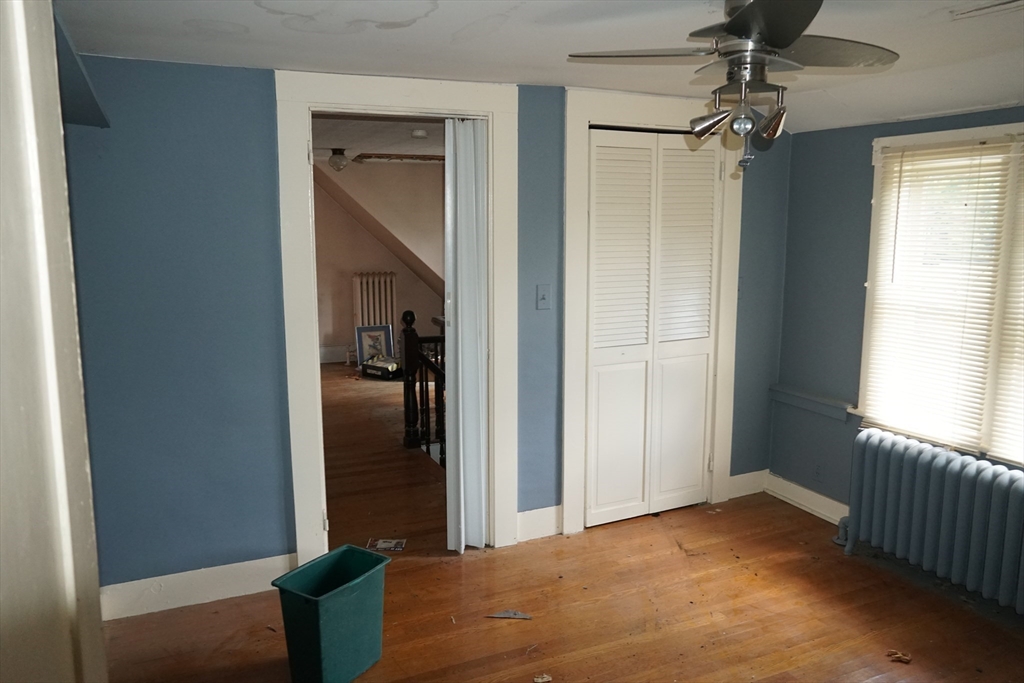 33 Warren Street Property Photo 22
