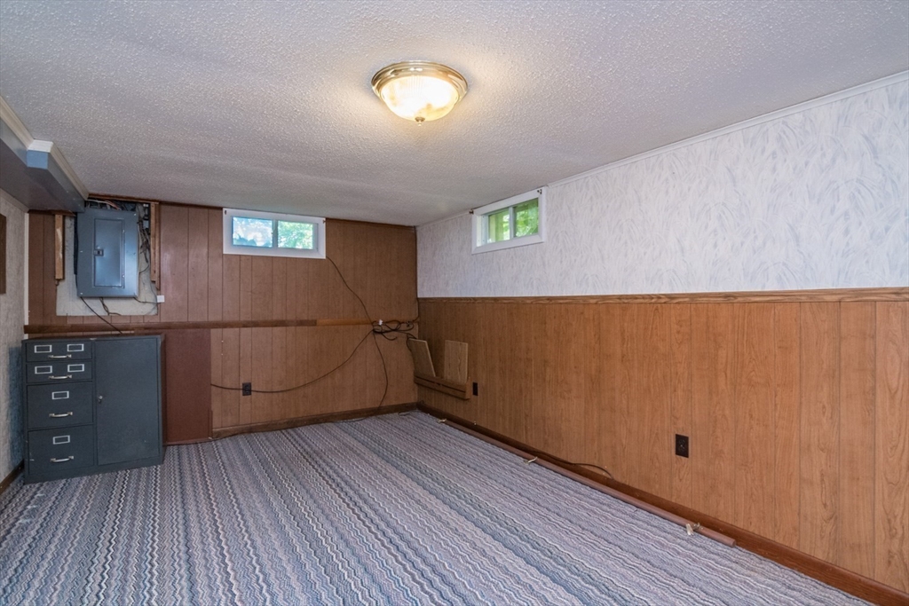 98 Circle Dr Property Photo 29