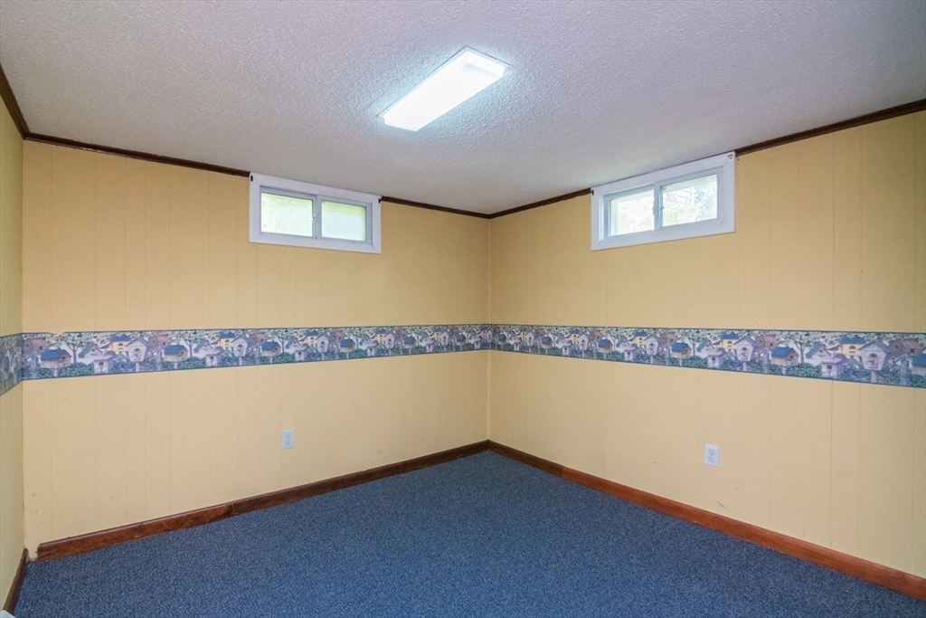 98 Circle Dr Property Photo 31