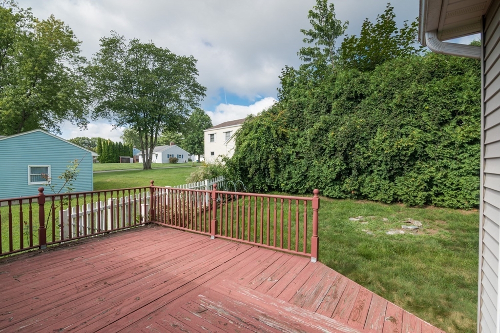98 Circle Dr Property Photo 36