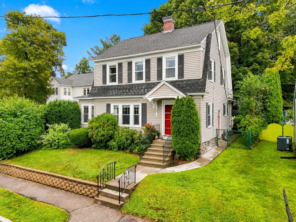 1 Belvidere Ave Property Photo 1