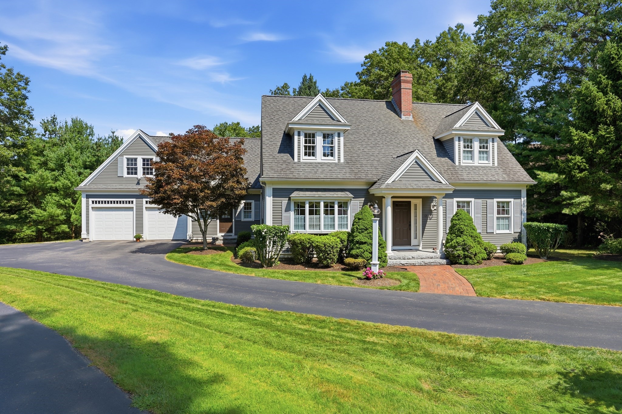 12 Boxwood Lane Property Photo 1
