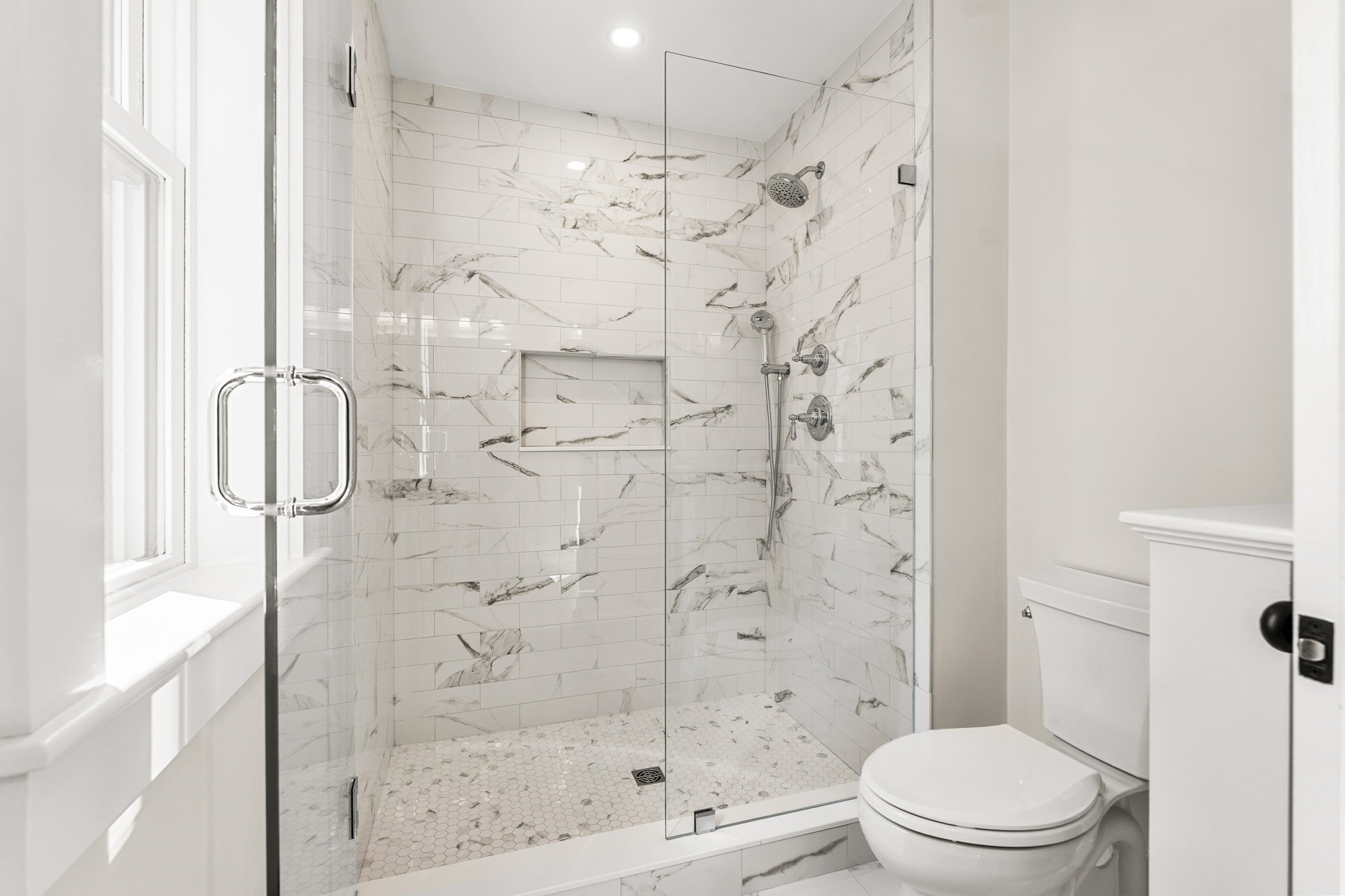 10 Harvey Park Property Photo 21