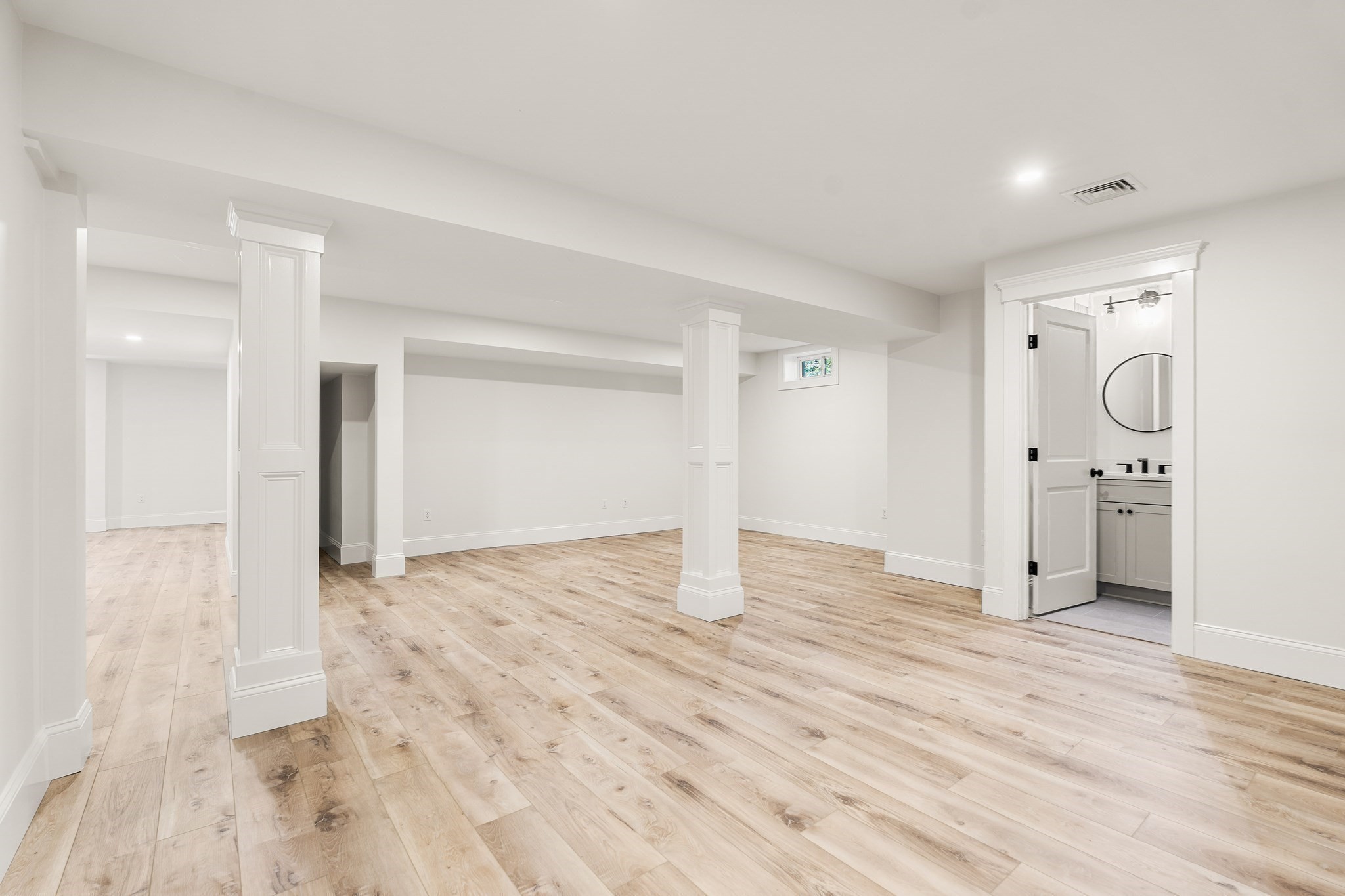 10 Harvey Park Property Photo 38