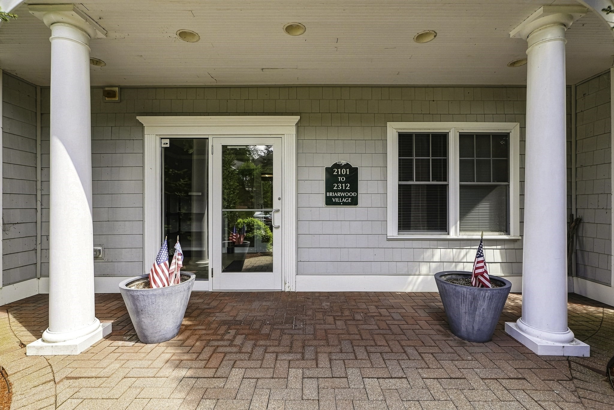 2201 Briarwood Village # 2201 Property Photo 3