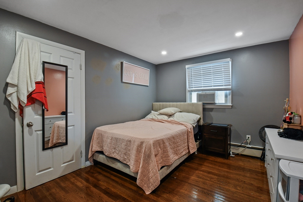 44 Montrose St Property Photo 23