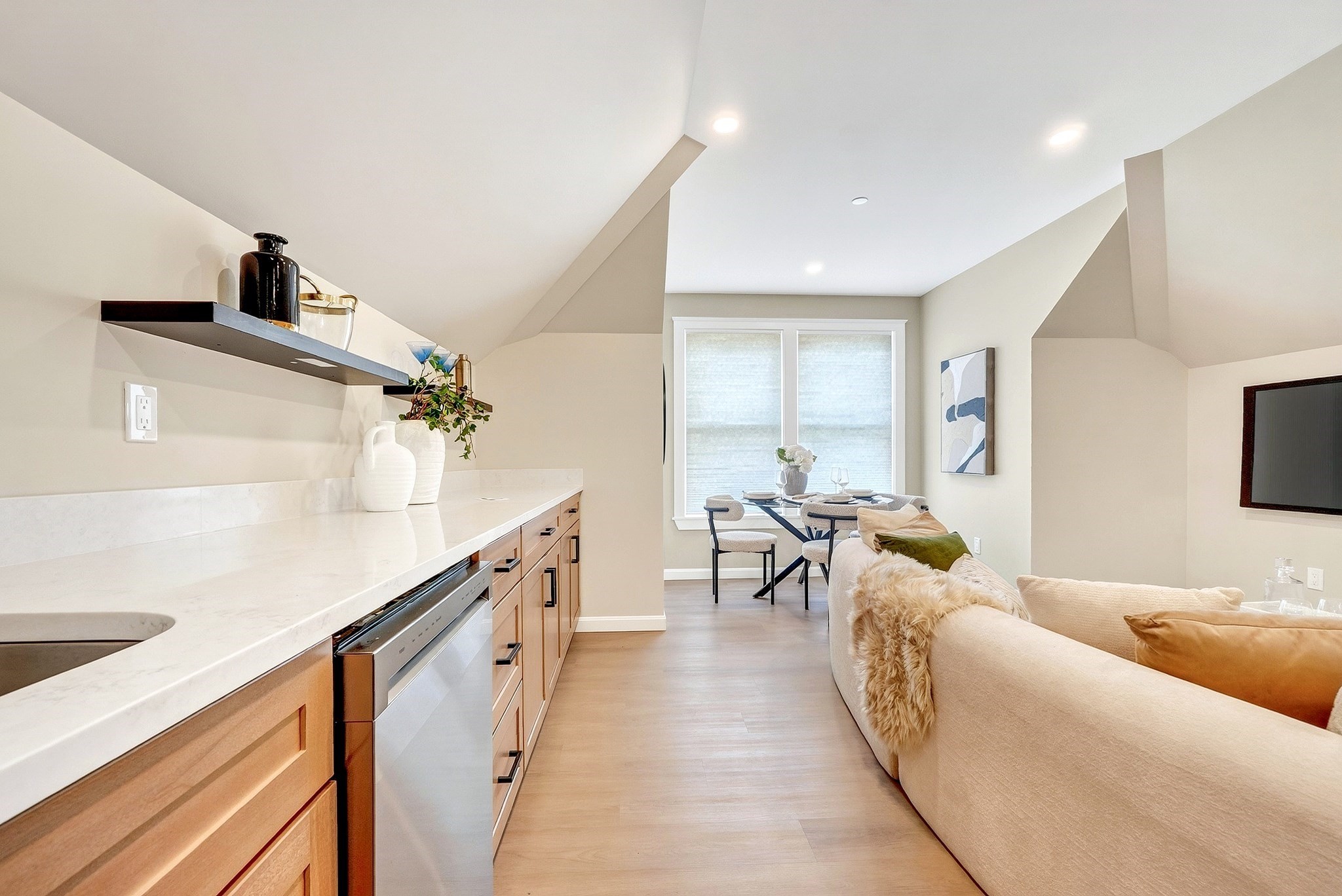 22 Pauline St. # 5 Property Photo 11