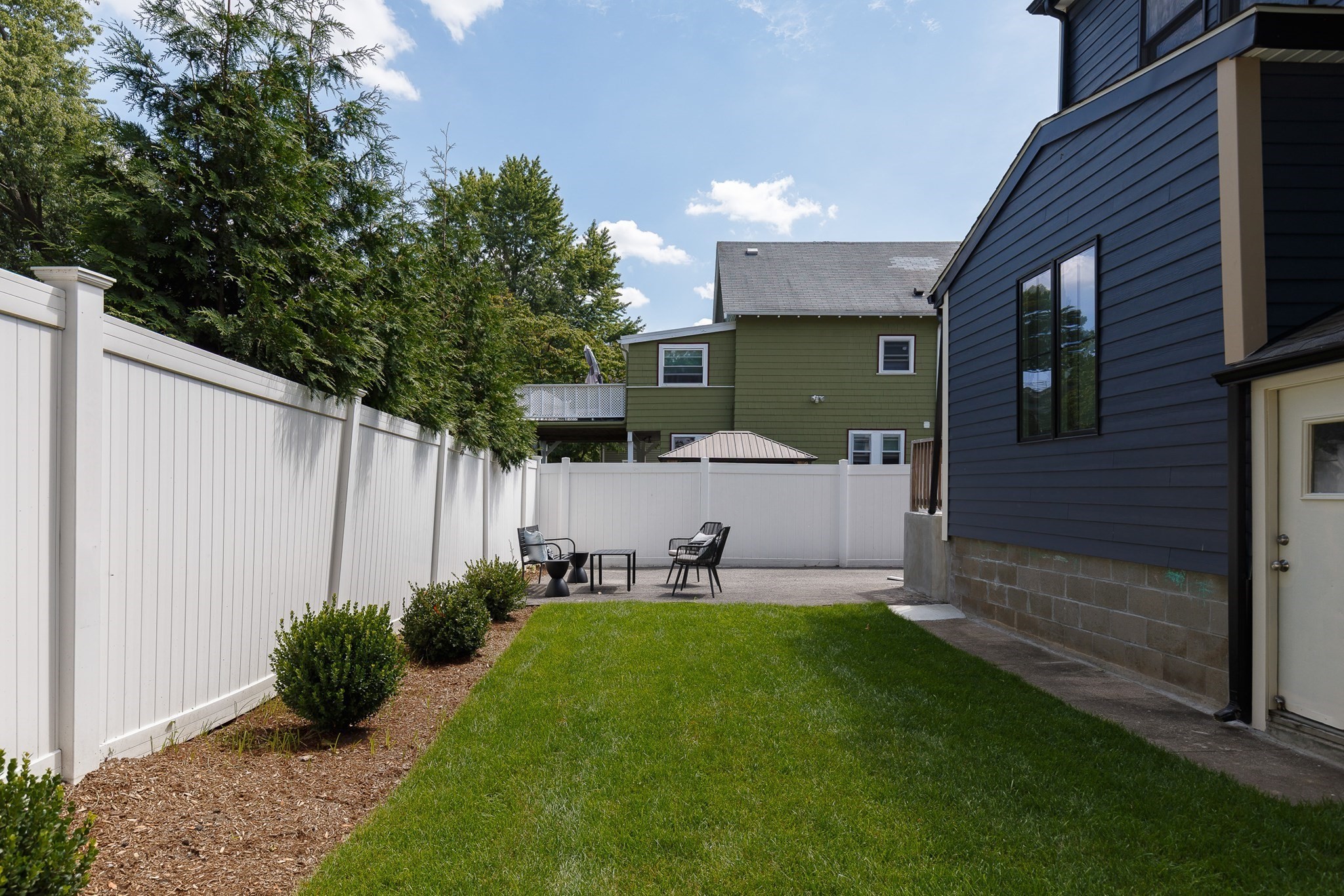 120 Jerome Street Property Photo 22