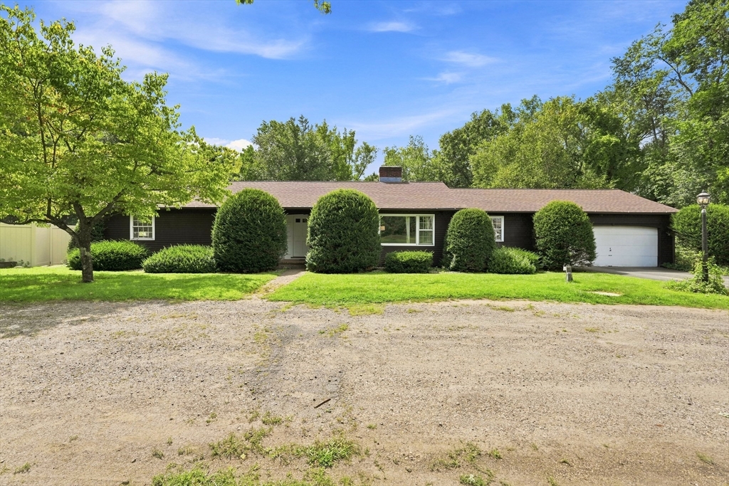 261 Bay Road Property Photo 1