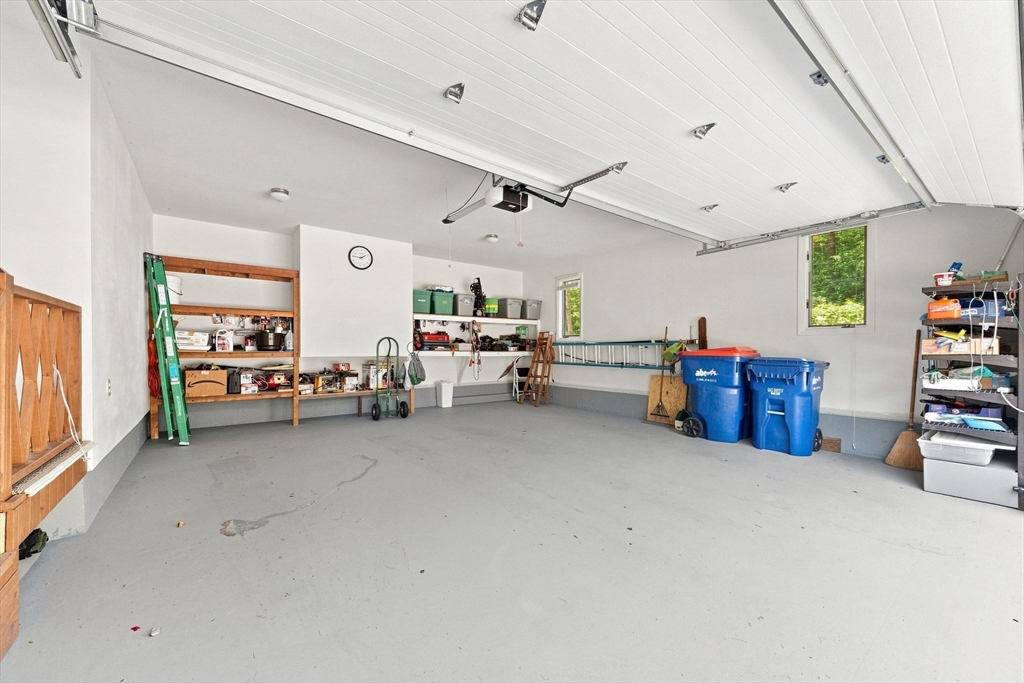 6 Snow Fields Rd Property Photo 23