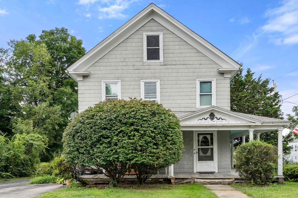 44 Grove St Property Photo 1