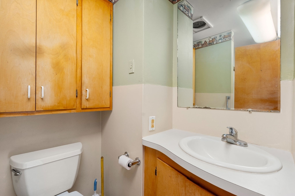 44 Grove St Property Photo 21