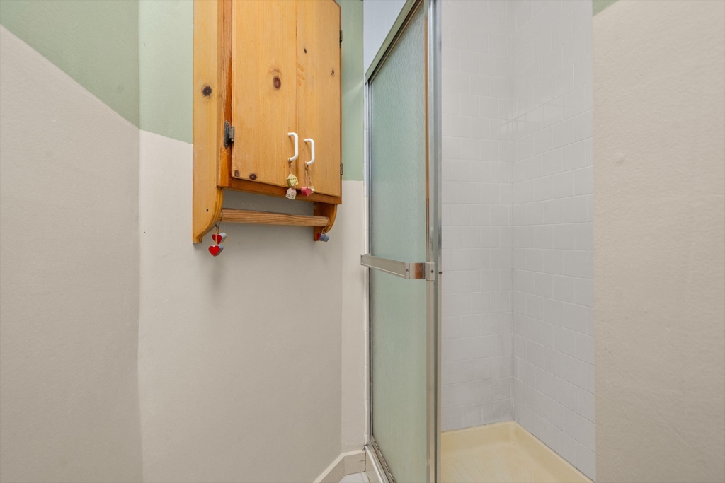 44 Grove St Property Photo 22
