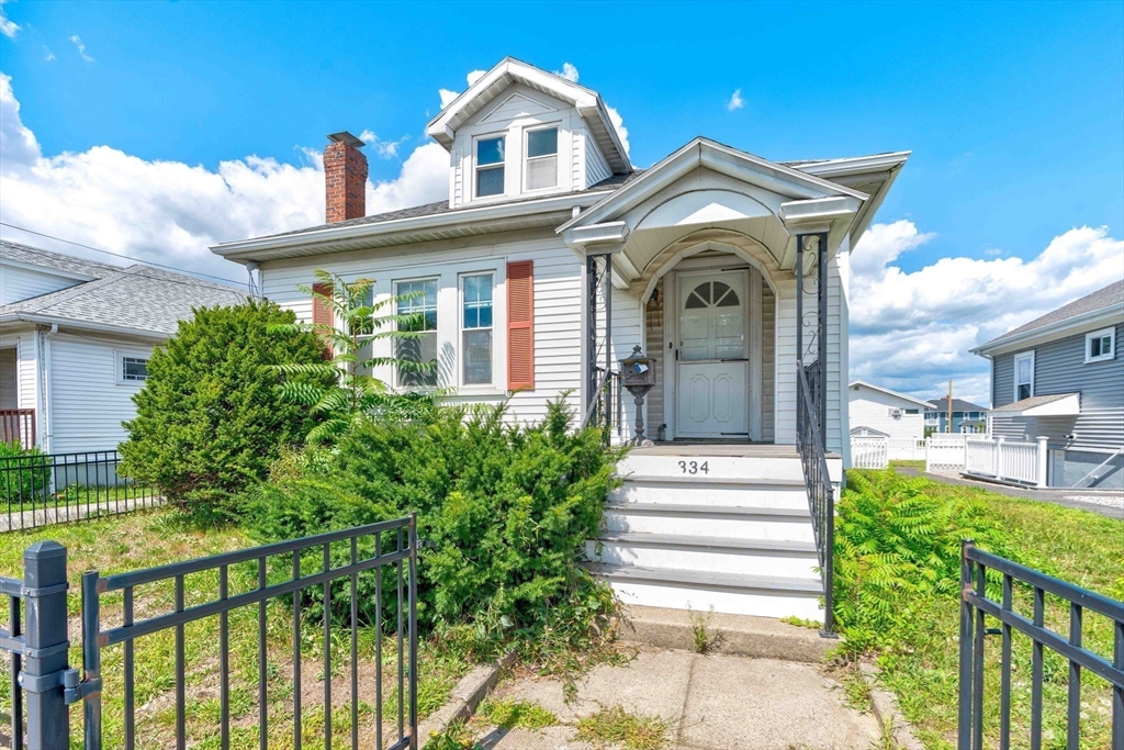 334 Sea St Property Photo 1