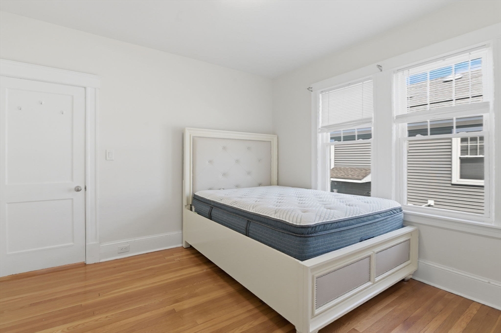 334 Sea St Property Photo 15