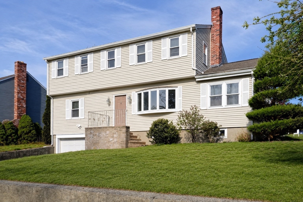 11 Pitt Rd. Property Photo 1