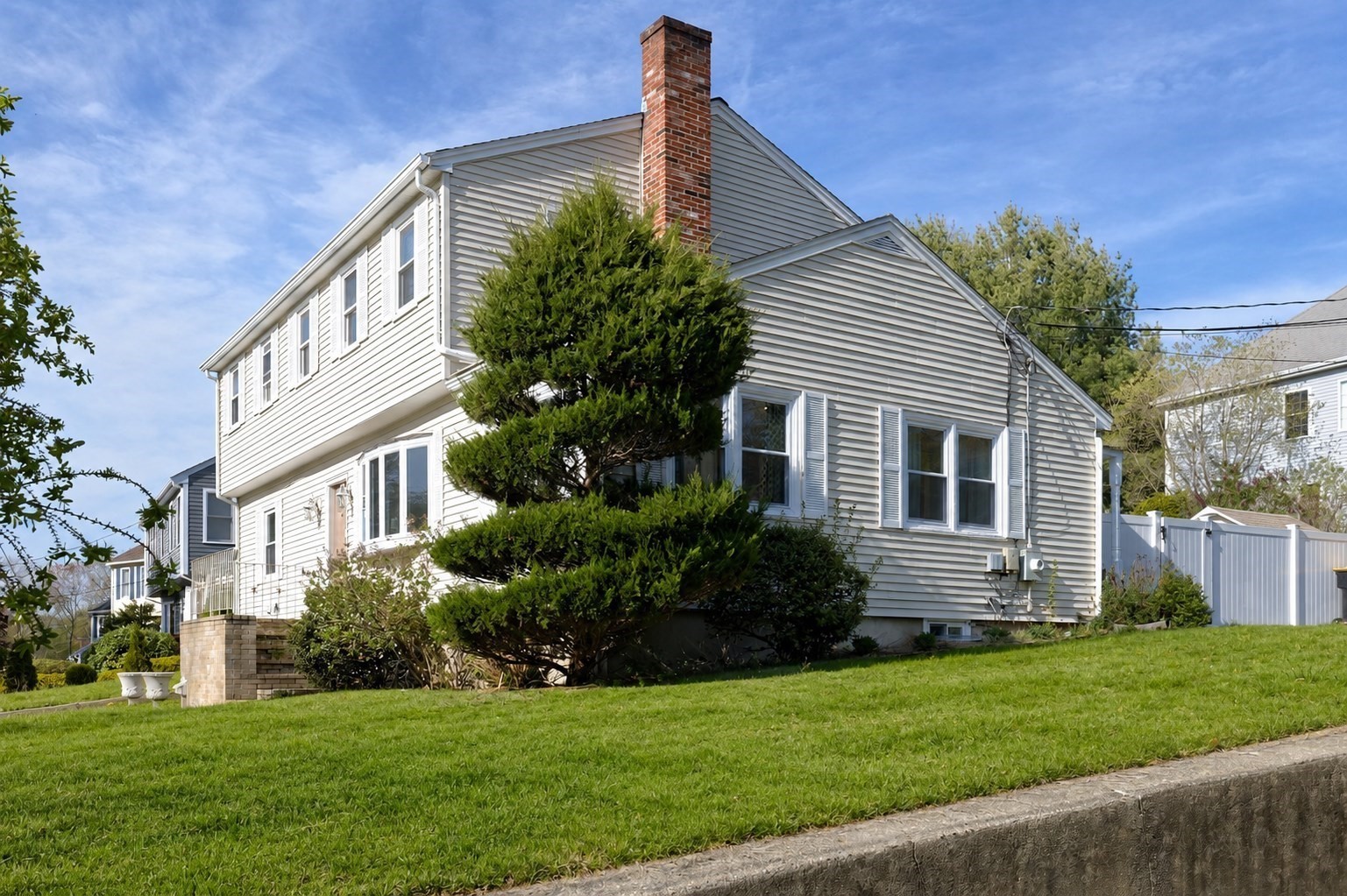 11 Pitt Rd. Property Photo 2