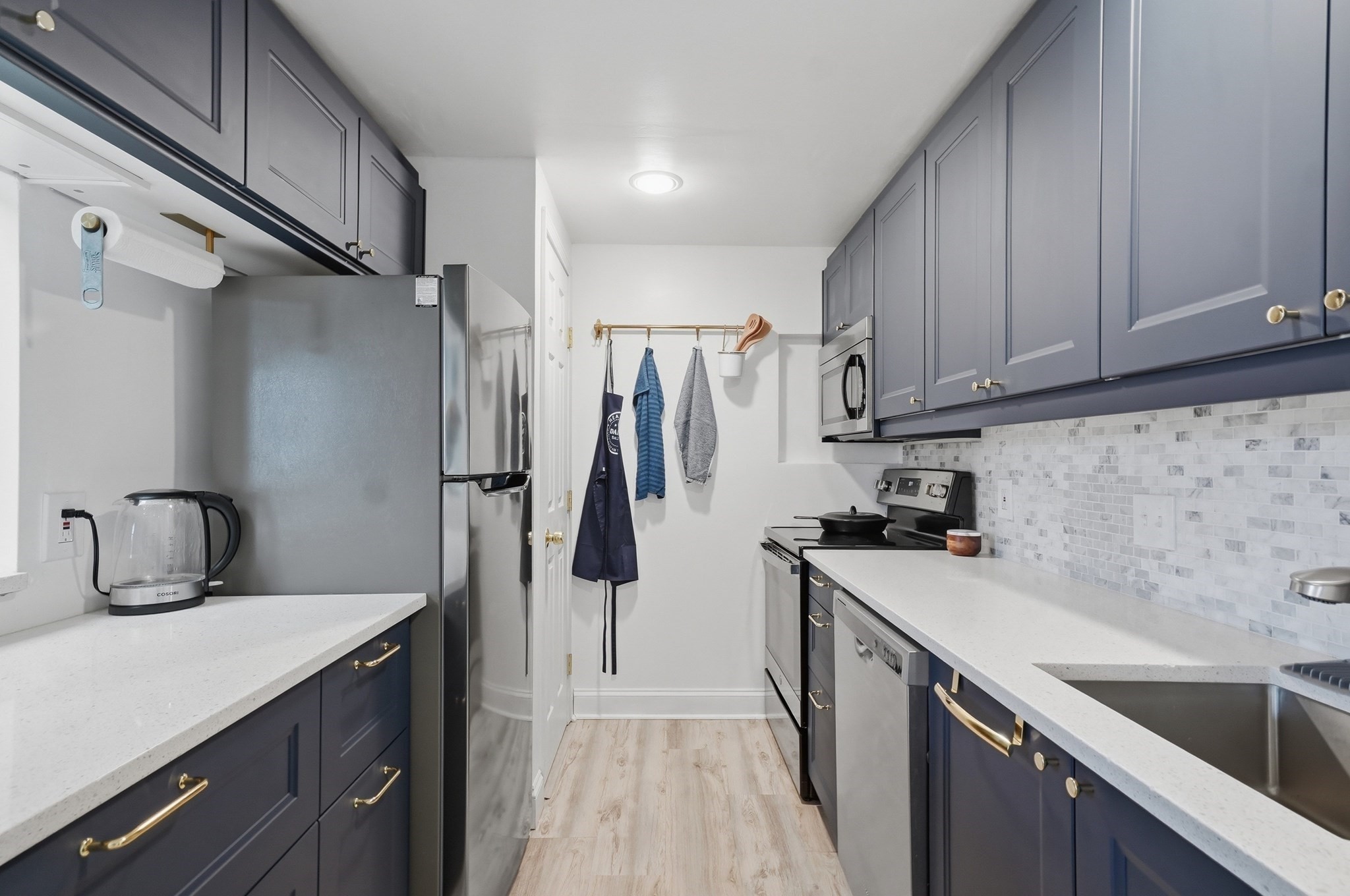 21 Linden St # 421 Property Photo 7