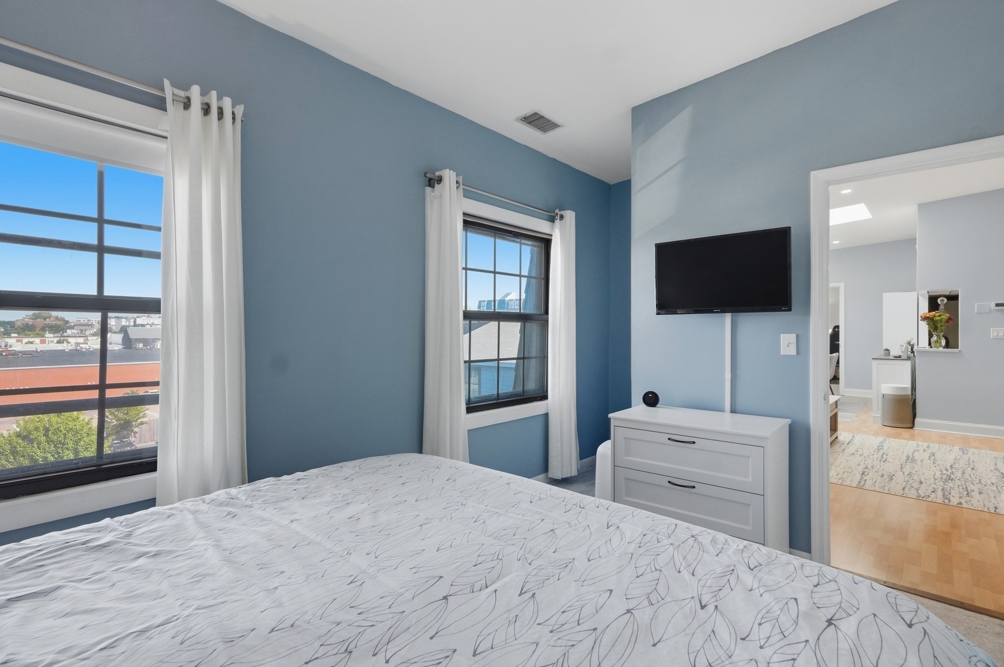 21 Linden St # 421 Property Photo 17