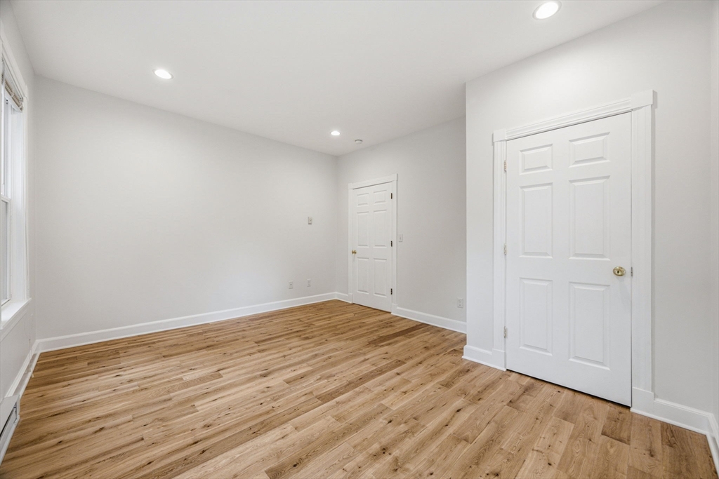 15 Fallon Pl # 15a Property Photo 13