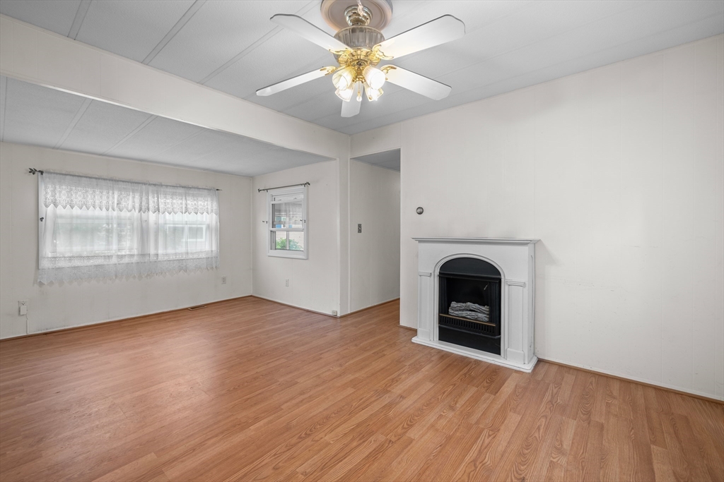 33 Hilltop Rd Property Photo 9