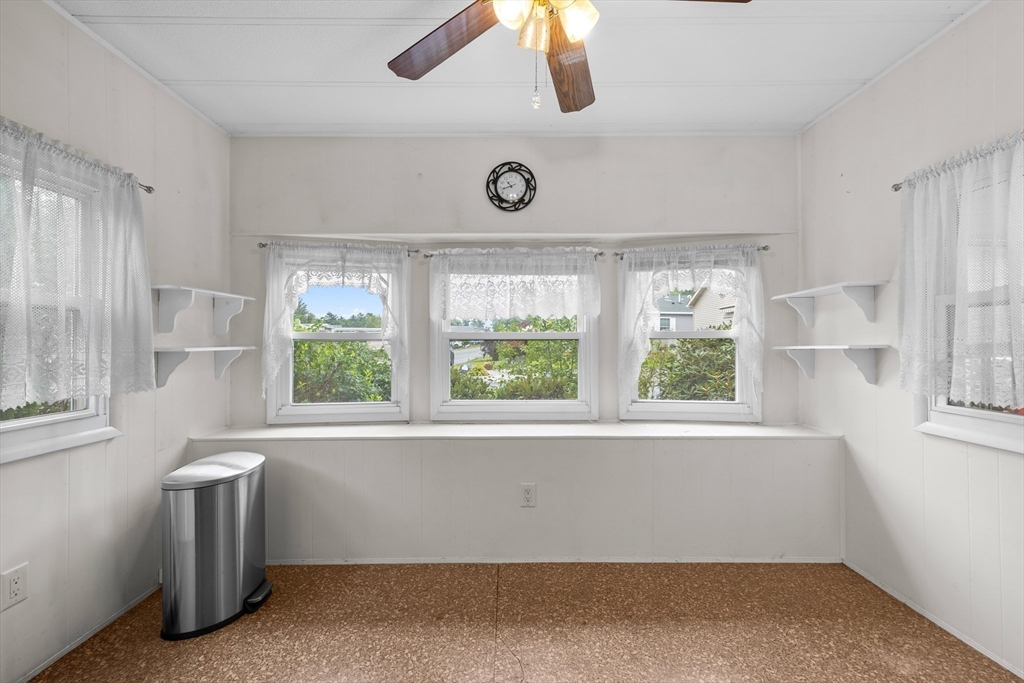 33 Hilltop Rd Property Photo 11