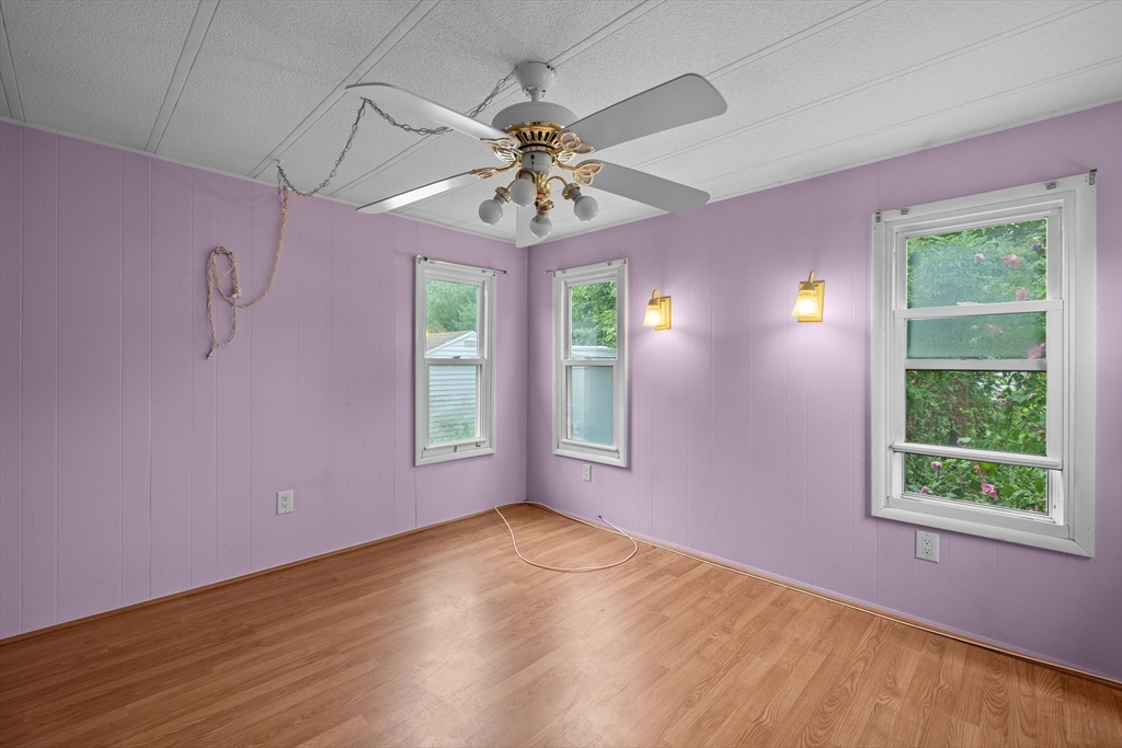 33 Hilltop Rd Property Photo 18