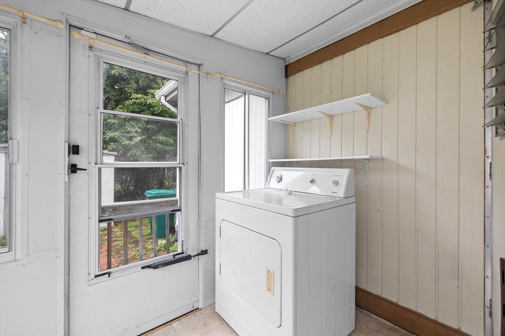33 Hilltop Rd Property Photo 27