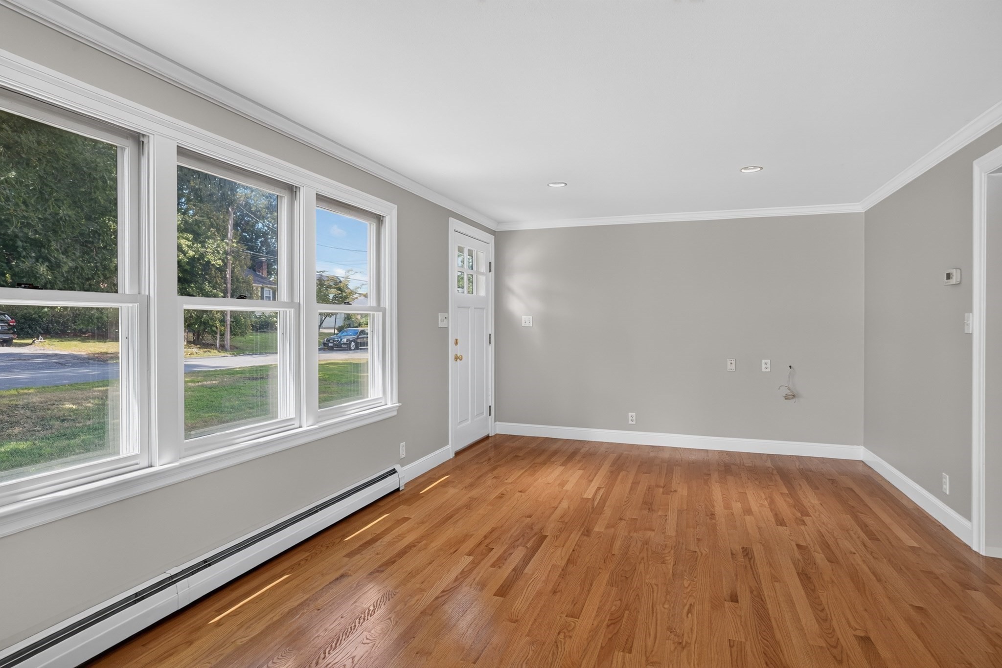 32 Lantern Ln Property Photo 8