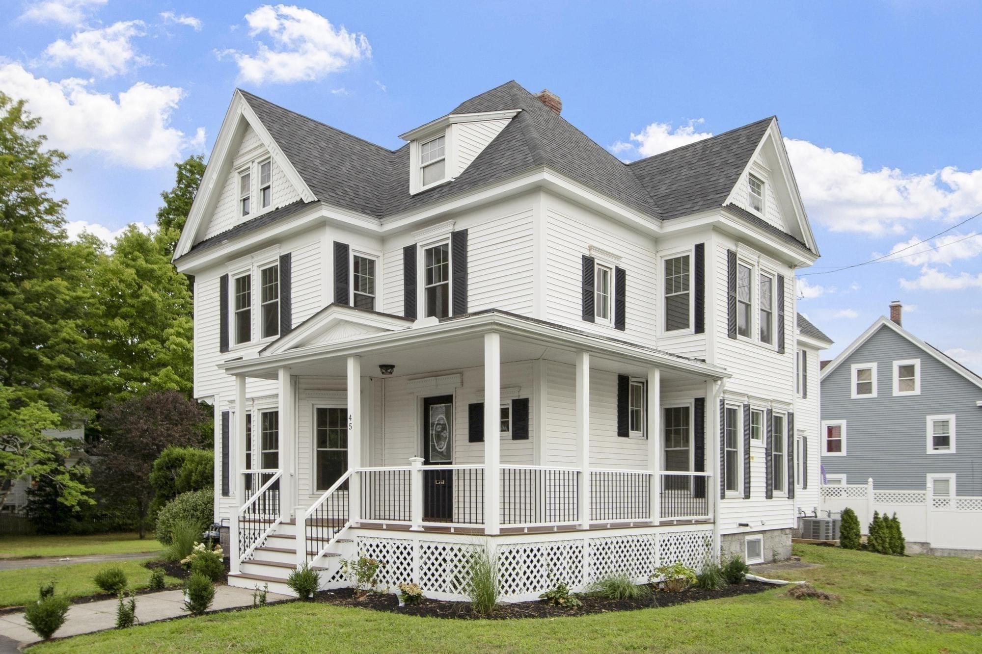 45 Third Street Property Photo 2