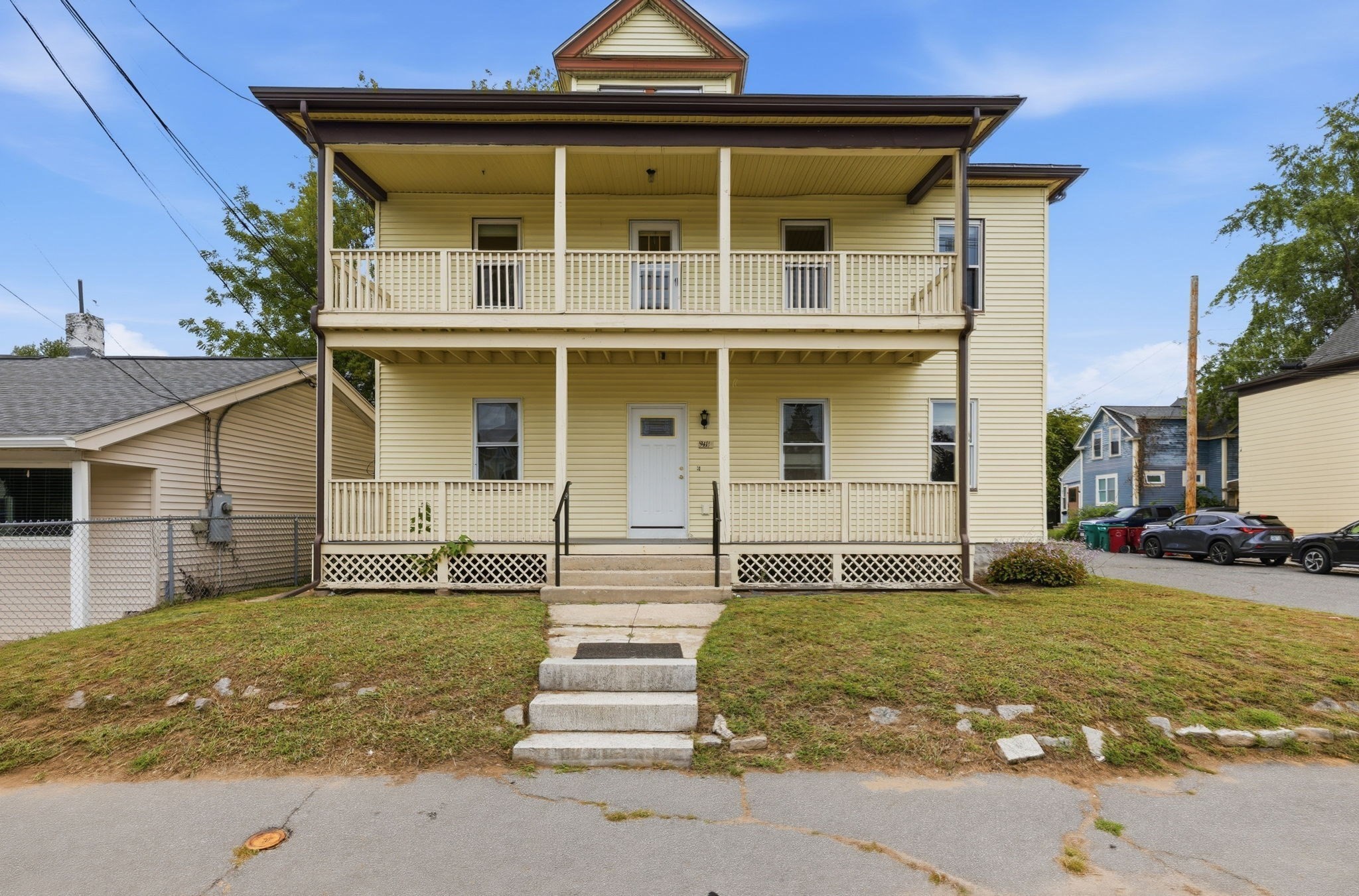 941 Lakeview Ave Property Photo 1