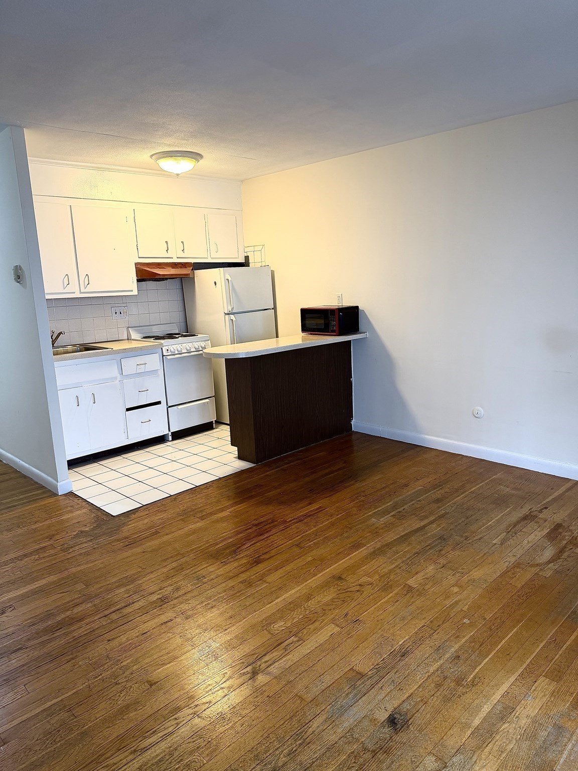 1027 Commonwealth Ave # 23 Property Photo 3