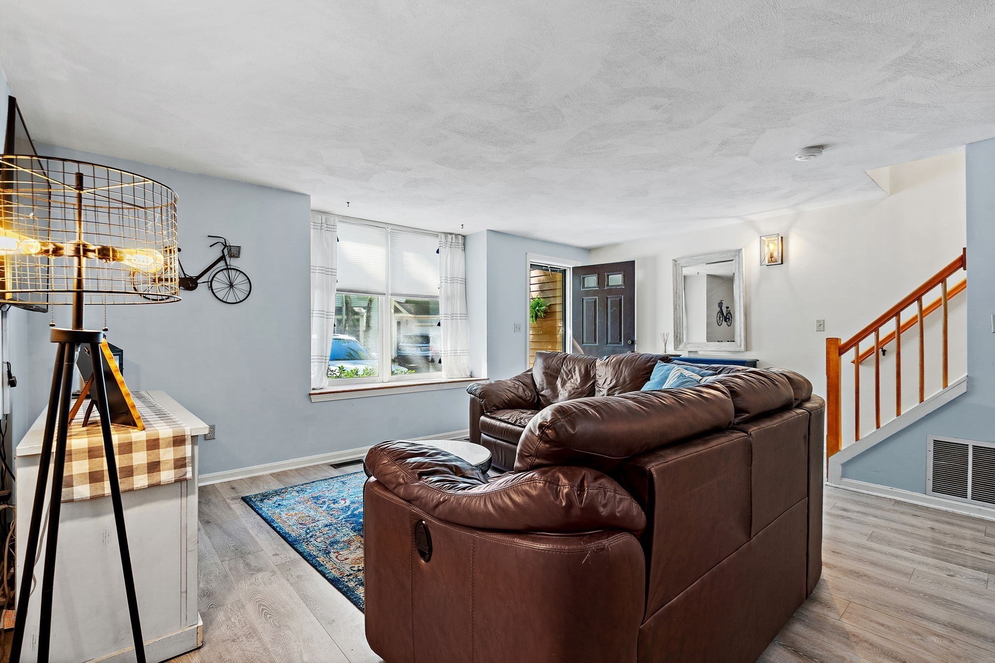 111 Brigham St # 27b Property Photo 8