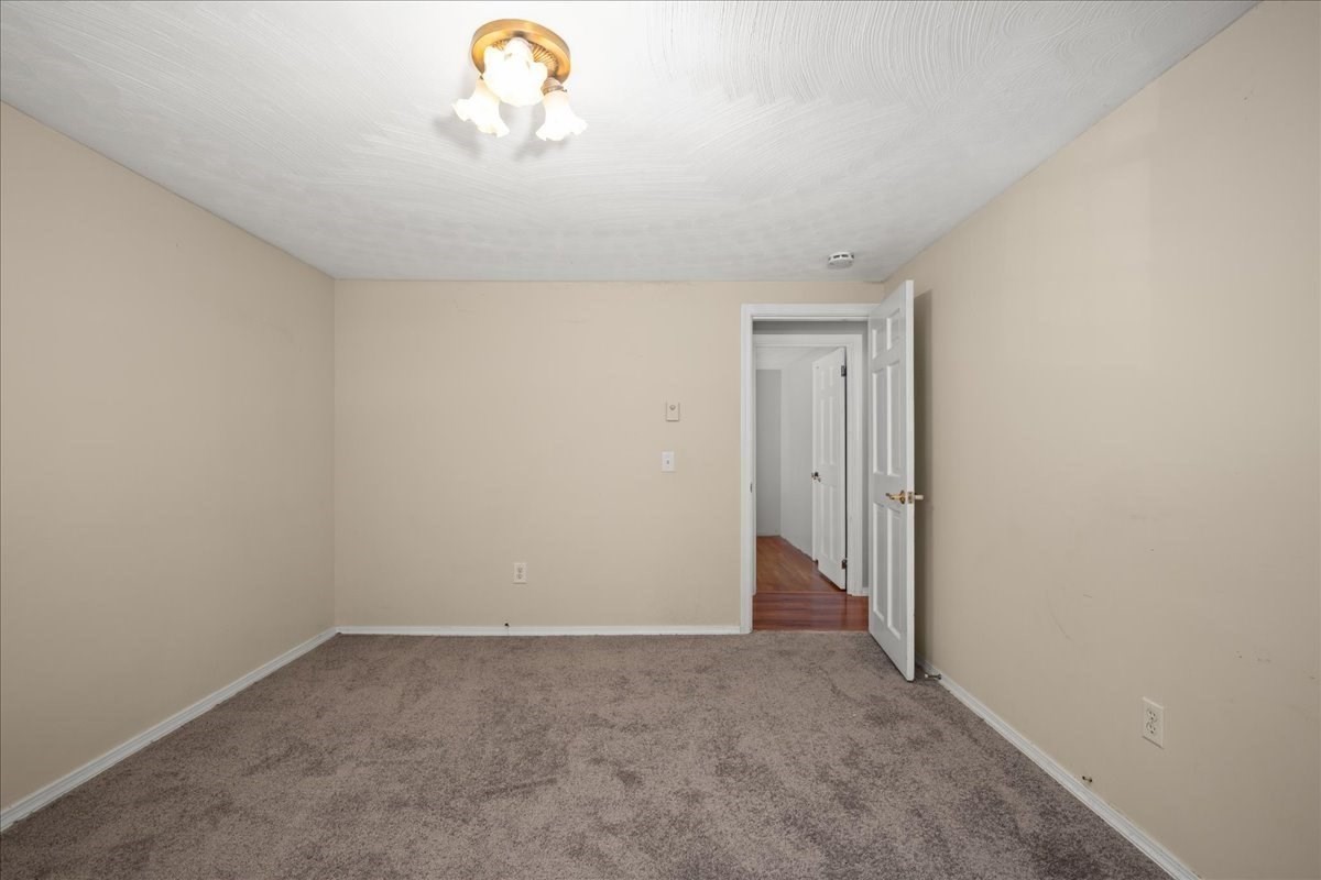 6 Jackie Dr Property Photo 25