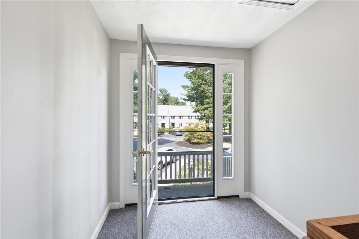 225 Lincoln St # G4 Property Photo 5