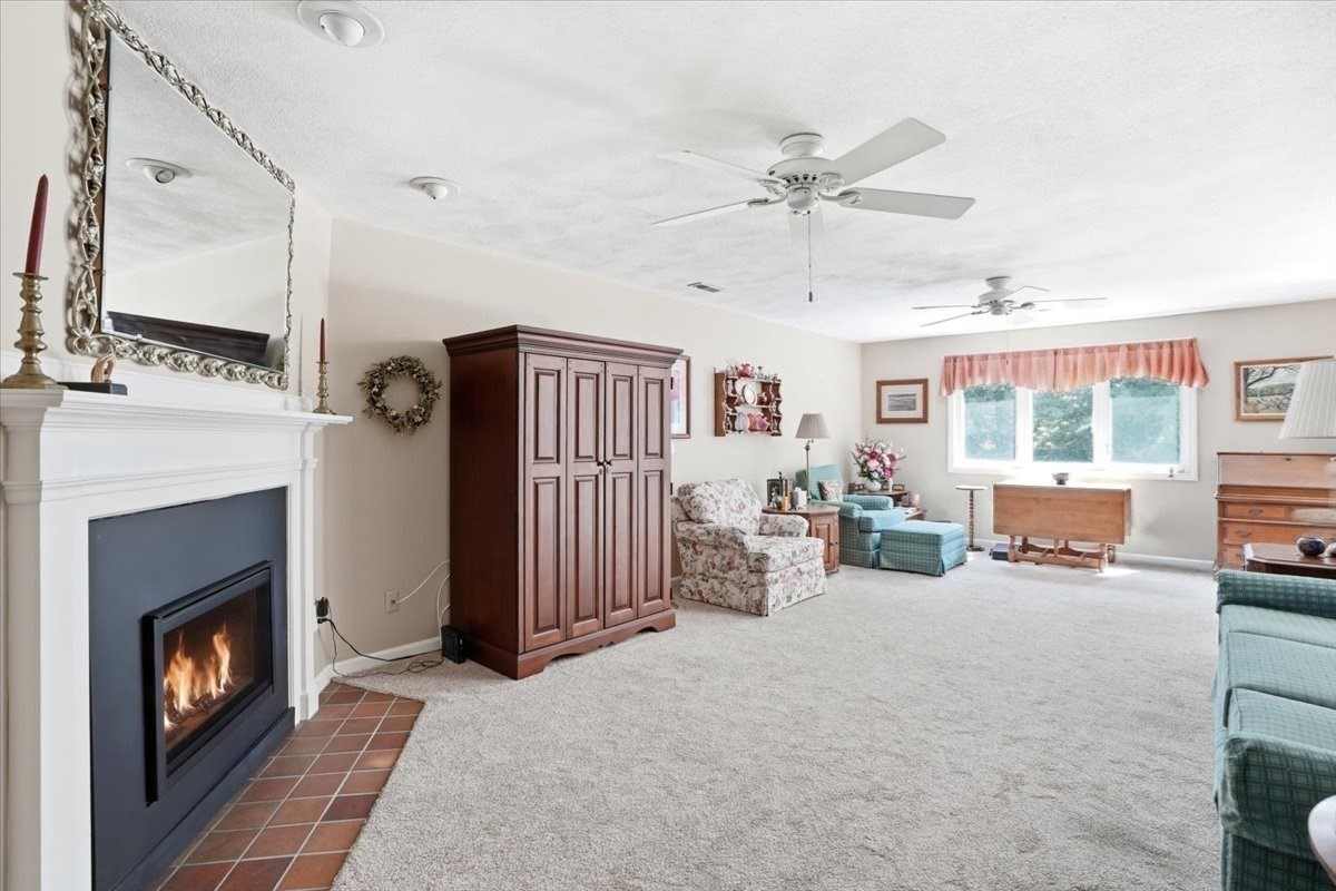 225 Lincoln St # G4 Property Photo 24