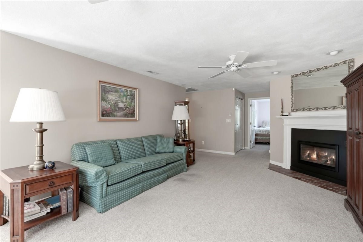 225 Lincoln St # G4 Property Photo 25