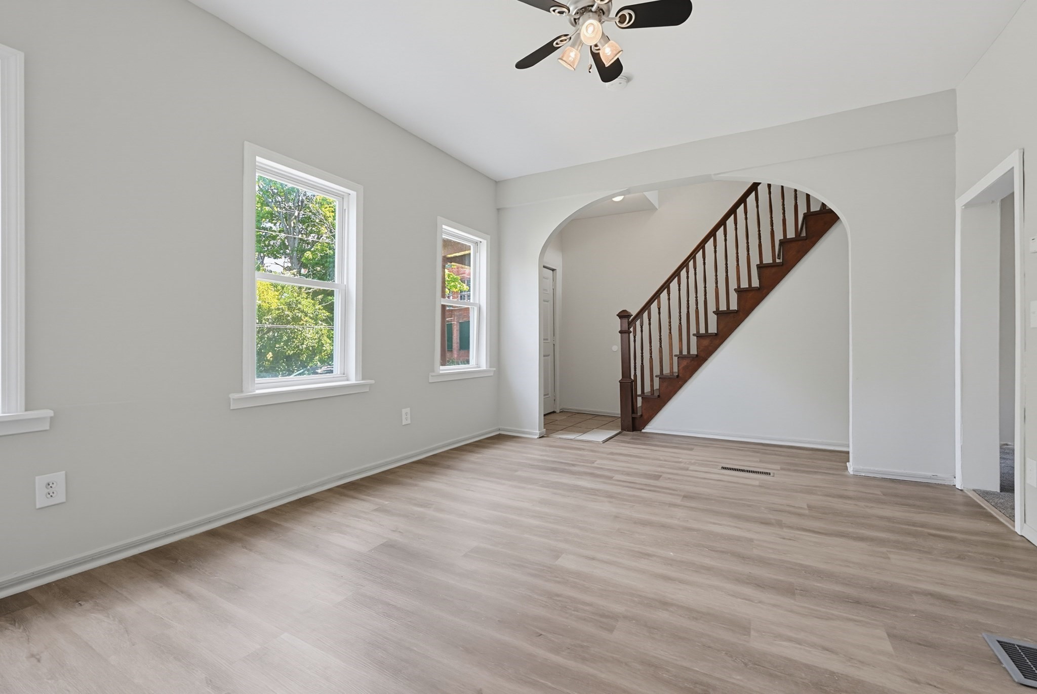 150 Eaton Street Property Photo 33