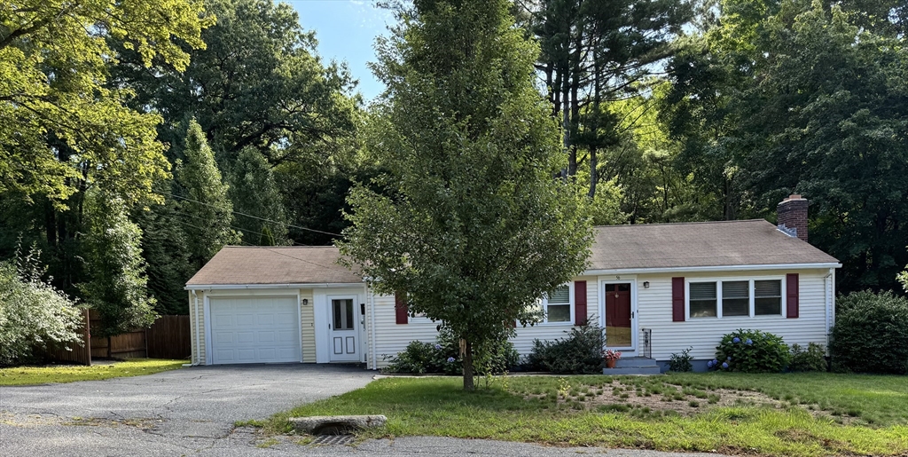 56 Valleyview Rd Property Photo 1
