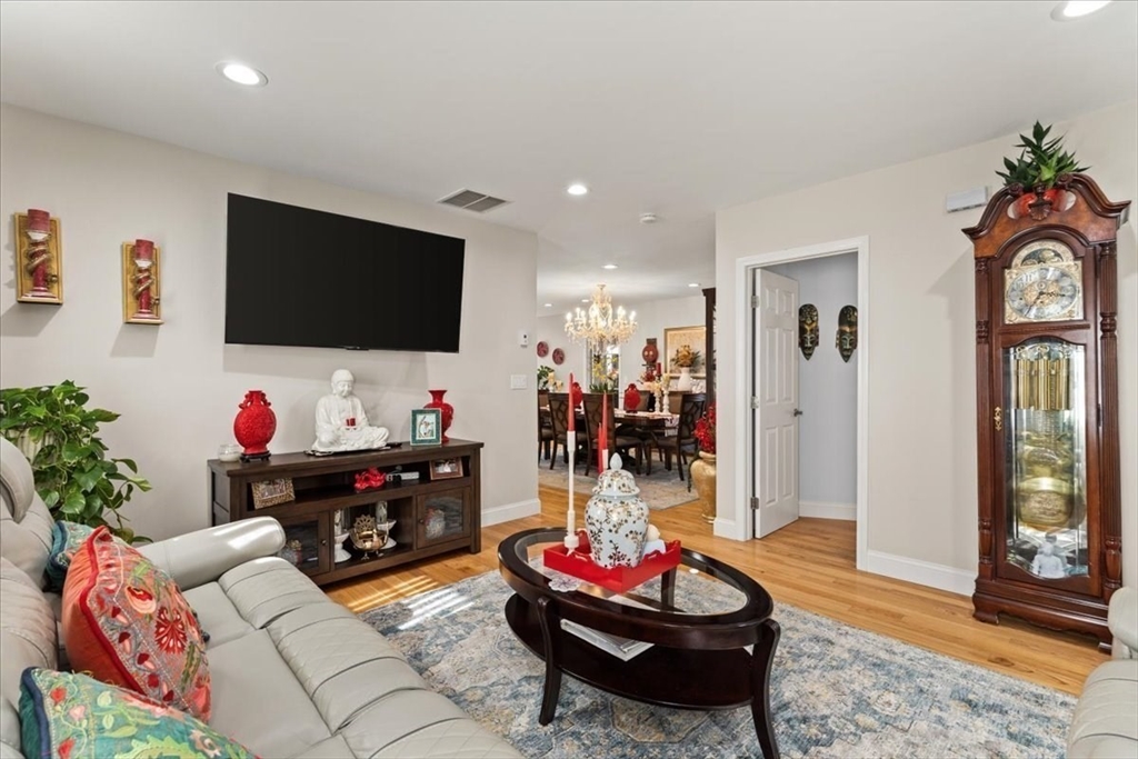 87 Kilmer Ave Property Photo 18