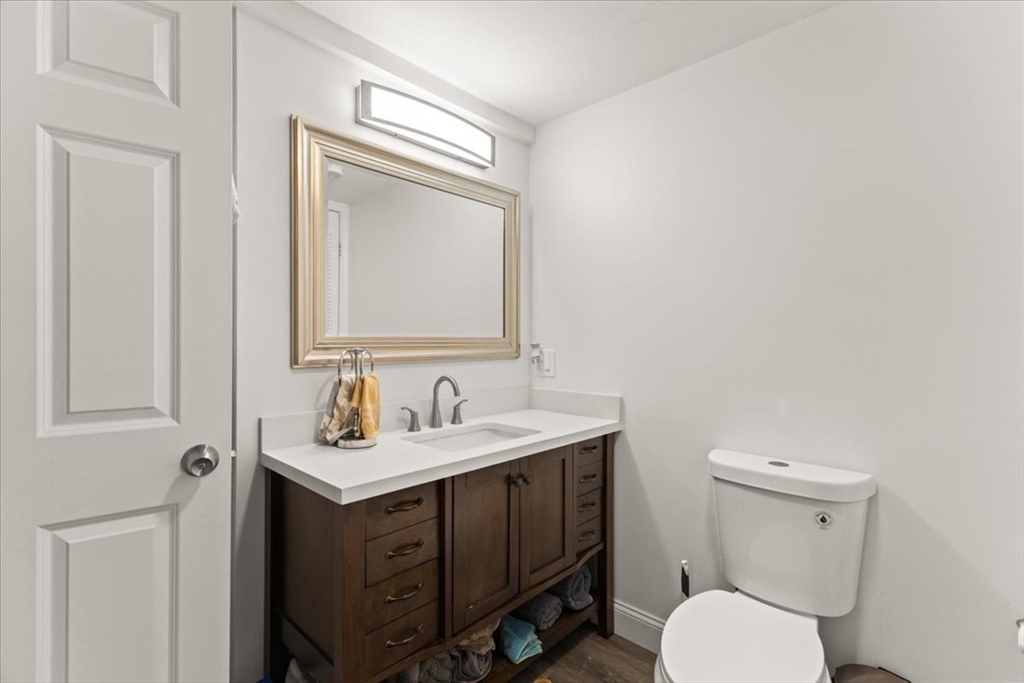 87 Kilmer Ave Property Photo 33