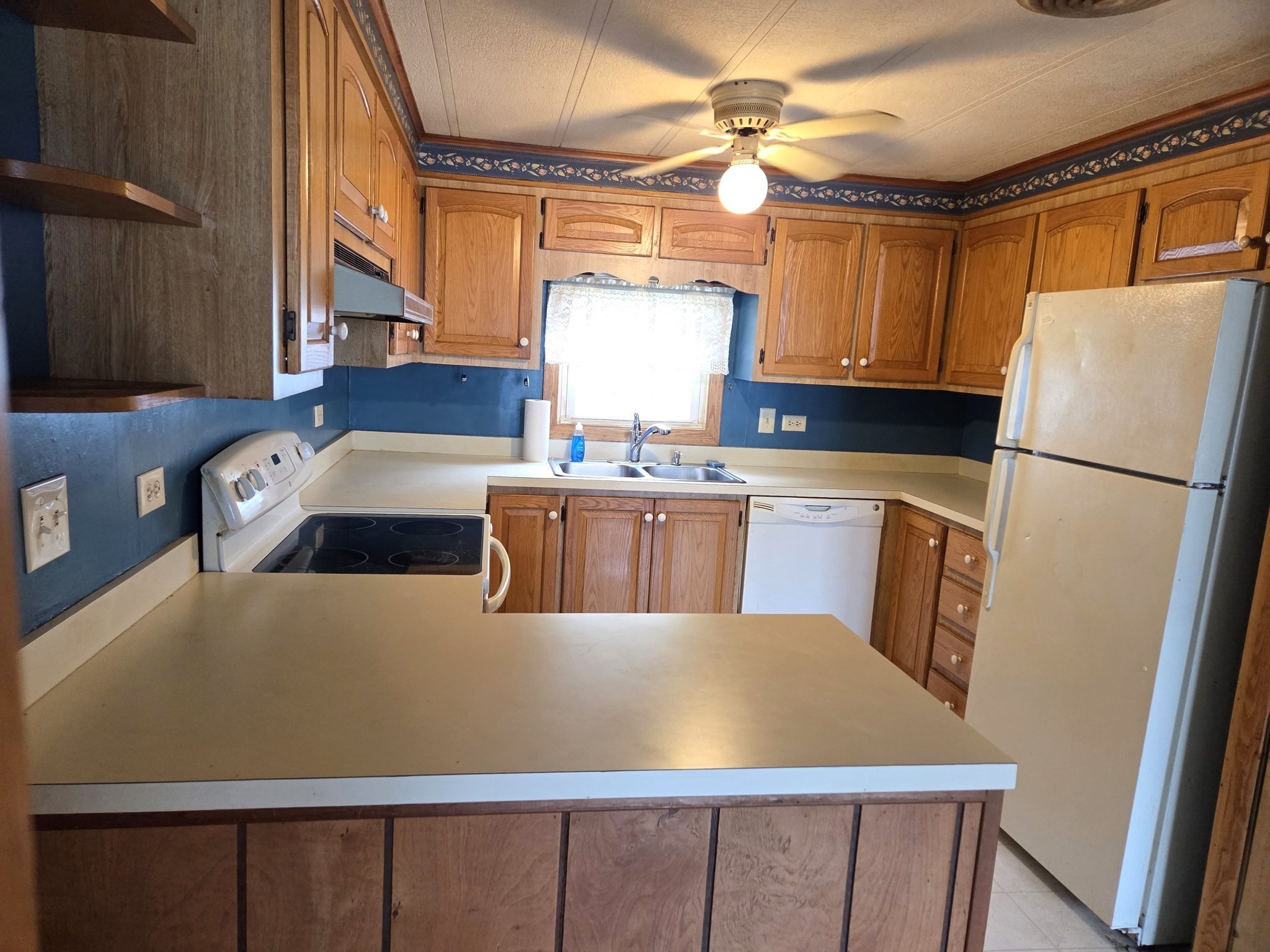 78 Sonia Drive Property Photo 4