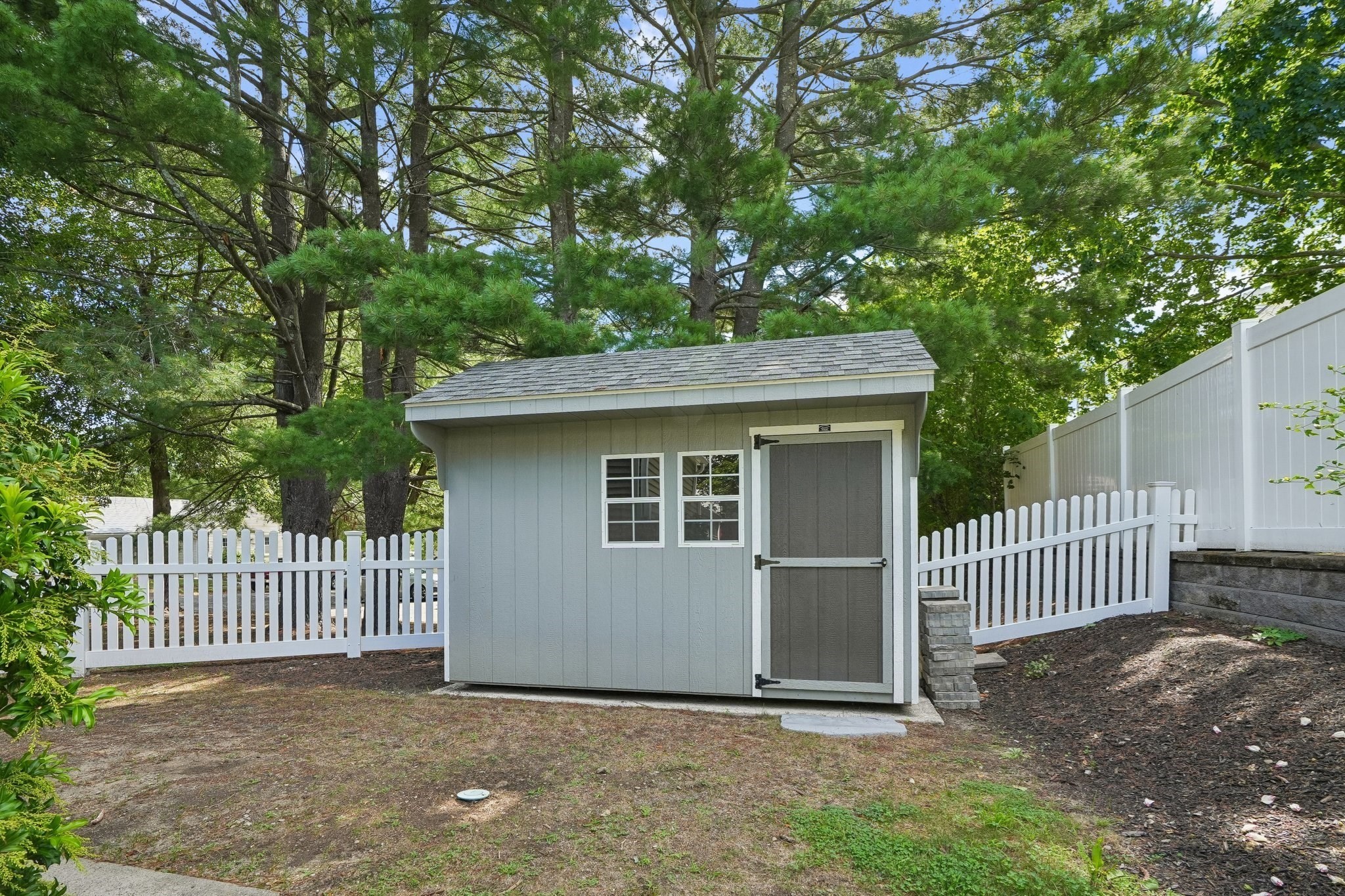 45 Adanac Rd Property Photo 22