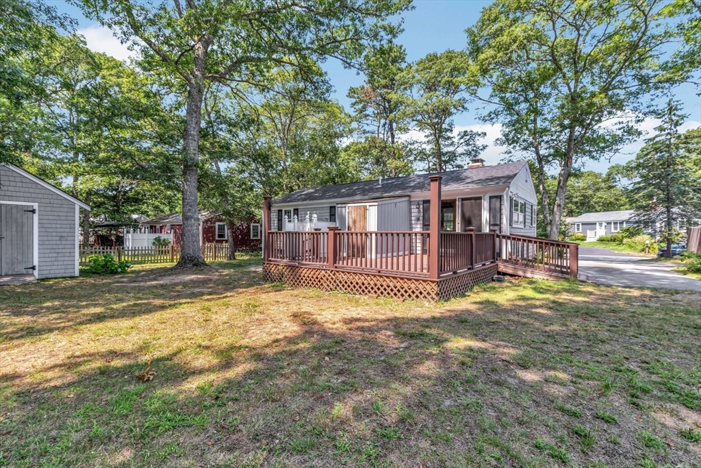 11 Hazelwood Rd Property Photo 6