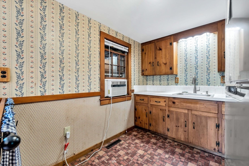 11 Hazelwood Rd Property Photo 16