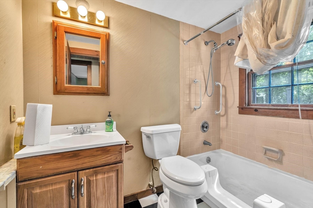 11 Hazelwood Rd Property Photo 28