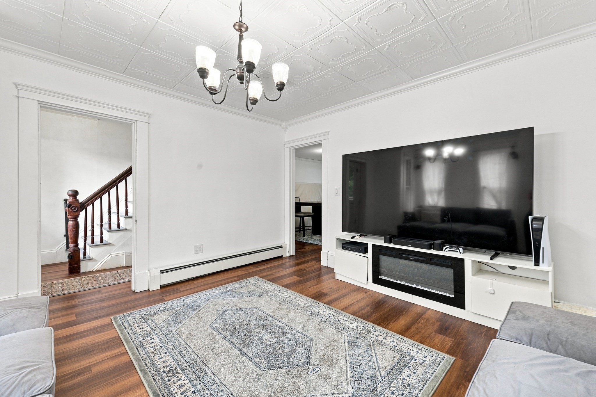 30 Prospect St Property Photo 2