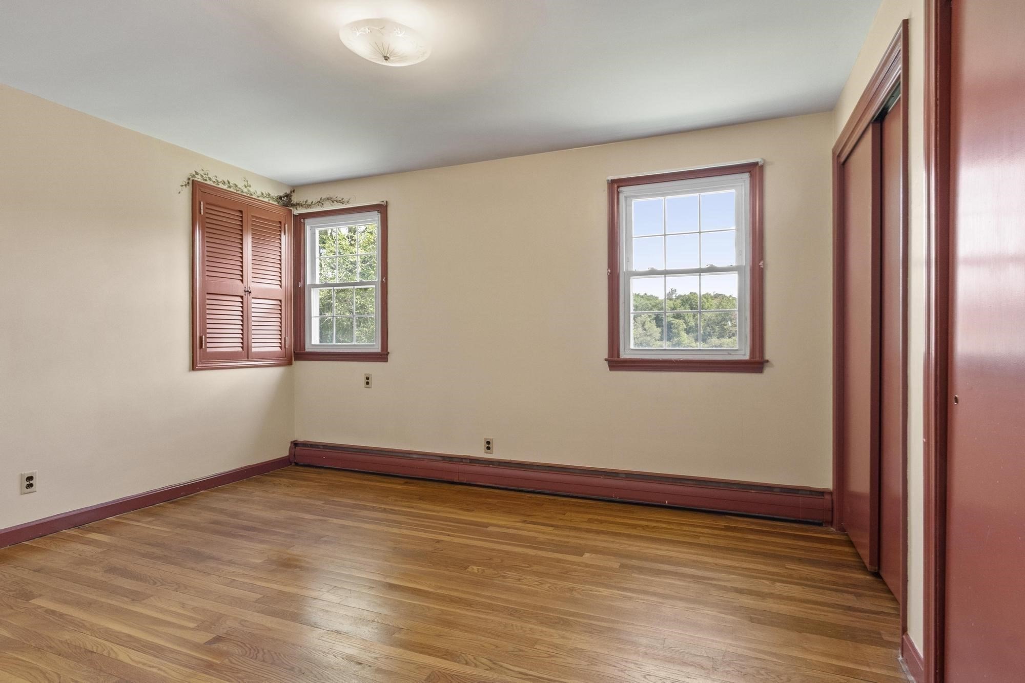 40 Mill St Property Photo 27