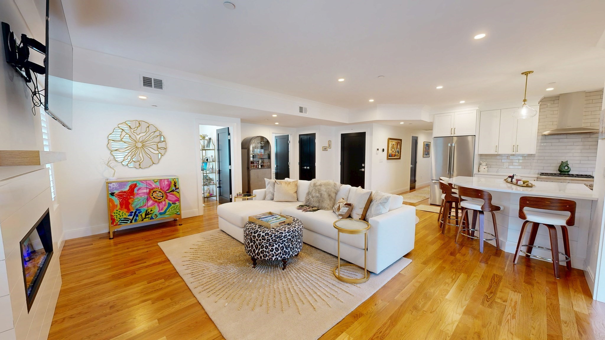 20 Lawrence St # 2 Property Photo 1